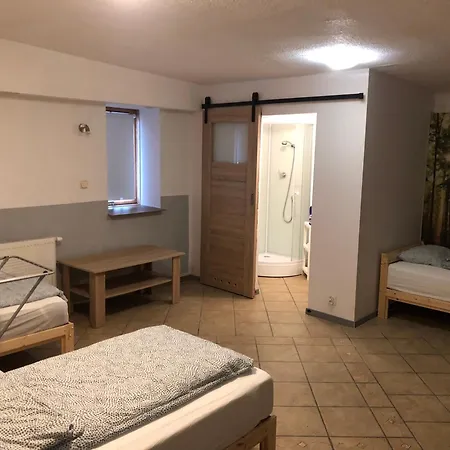 Mamma Mia Opawska 1a Vandrarhem *